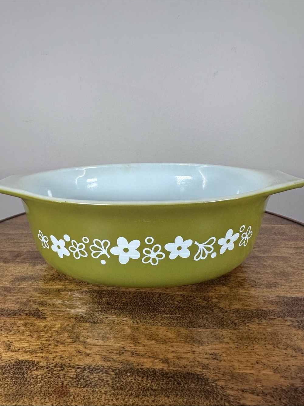 Vintage Pyrex Spring Blossom Green Crazy Daisy Oval Casserole Dish 1 1/2 QT